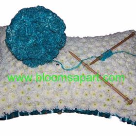 fwthumbBall of wool and knitting needles - DSC02111.jpg